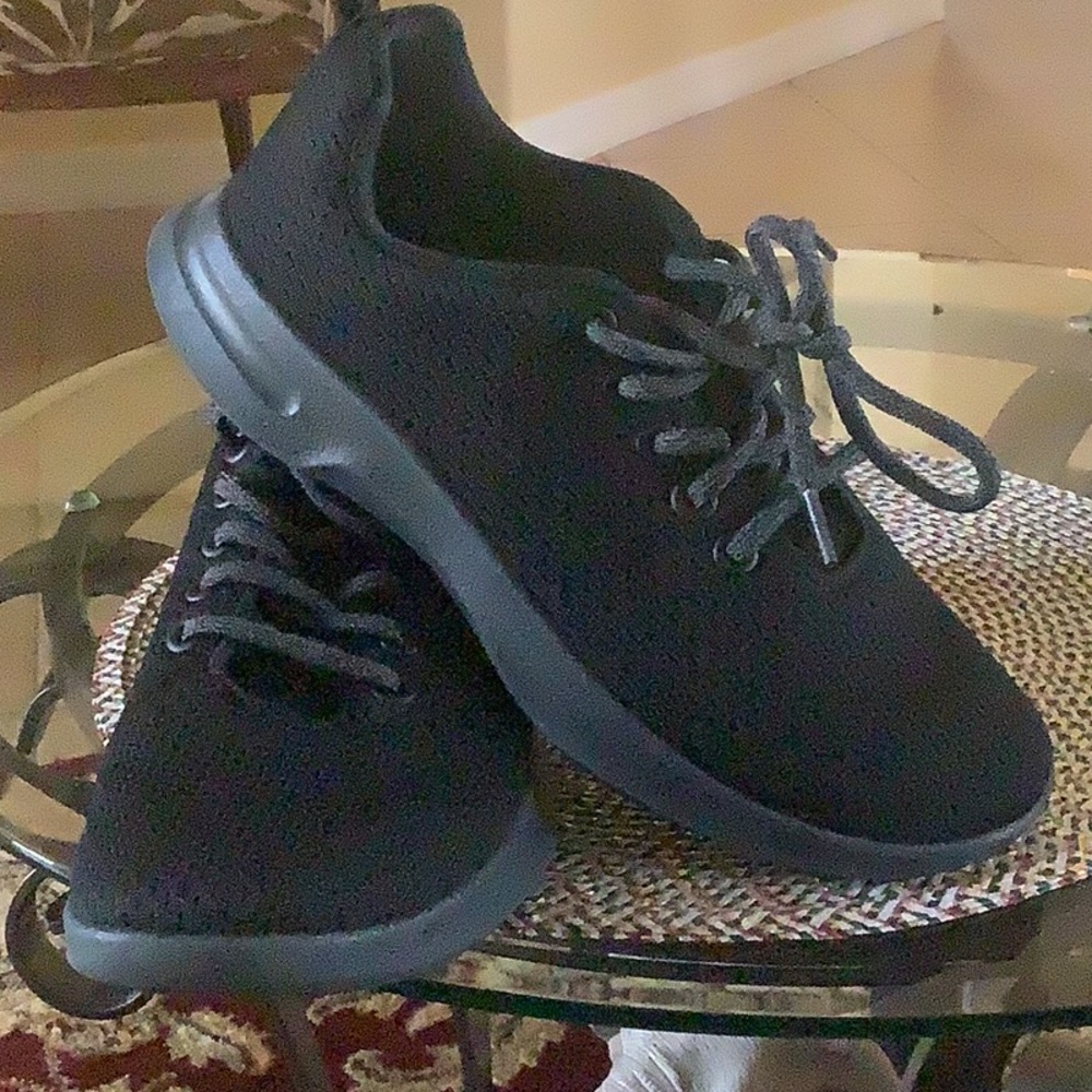 Atlantic Works Memory foam black athletic shoe tie size 8.5 black sole